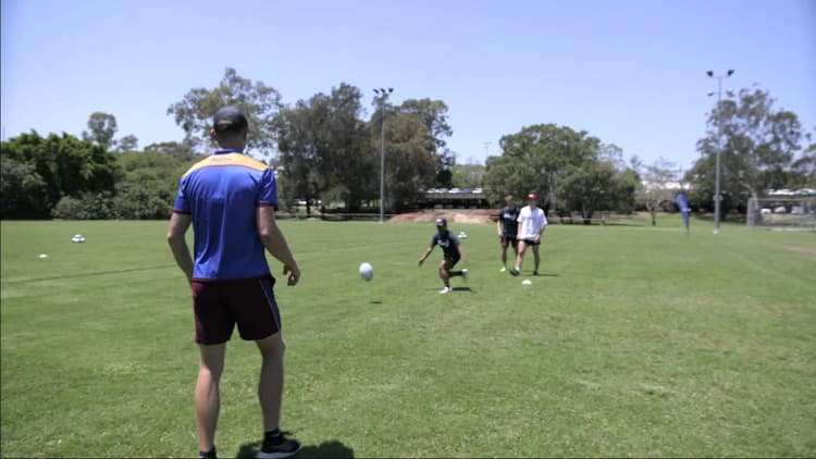 GIR Kick Ball Reflex