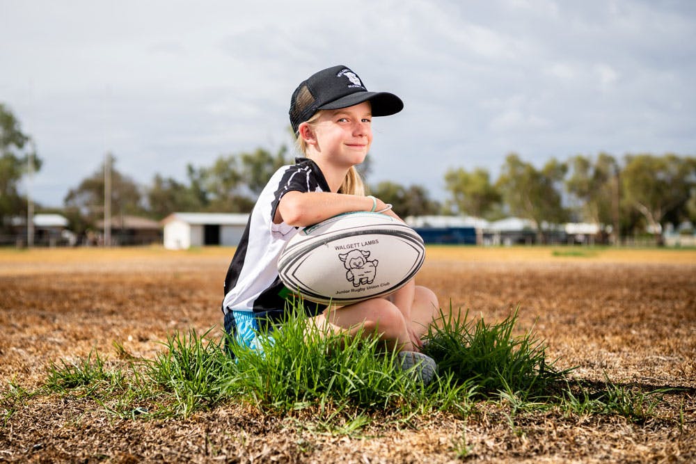 Walgett Lamb Tess Yeomans (8) is hoping for more green grass on the parched Algy Friend Oval. Photo: Rugby AU Media/Stuart Walmsley